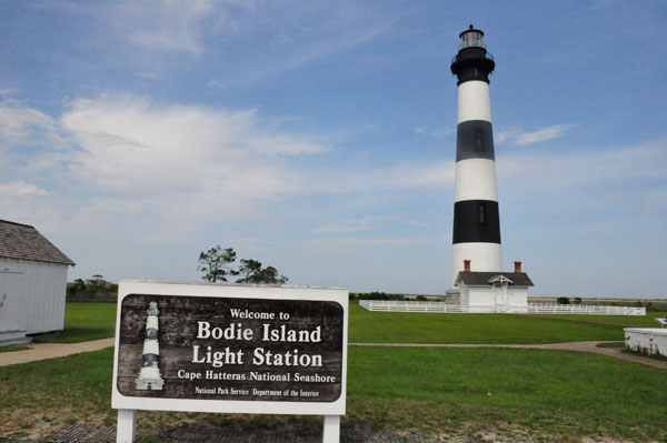 Bodie Island Lighthouse and sign